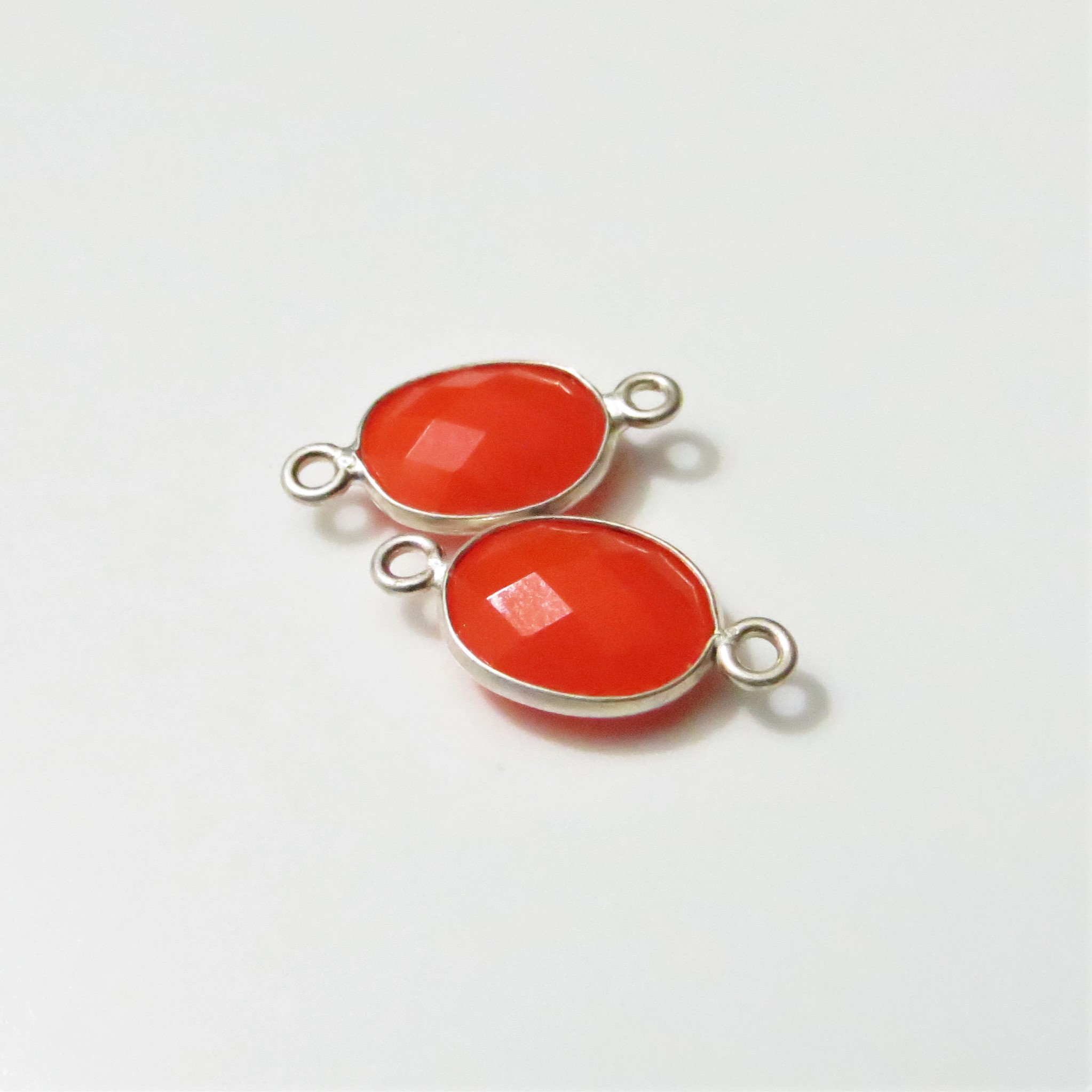 17mm Carnelian Bezel Connector Oval Faceted Silver Plated
