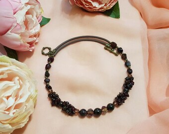Pomegranate Choker "Wine velvet": Natural Stone Beads, Bronze Fittings on Rubber Cord