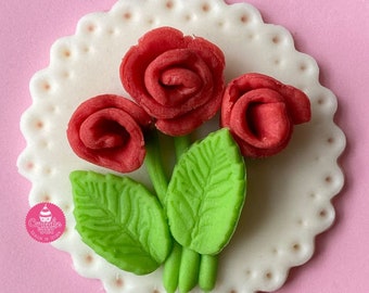 Rosen Cupcake Topper, handgemacht und essbar aus Fondant