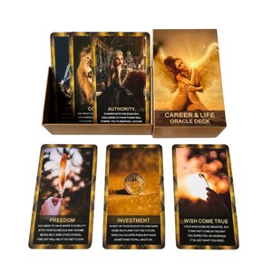 Cartas del Oráculo de la Carrera y la Vida, baraja de 80 cartas con imágenes y palabras clave, para obtener claridad sobre situaciones laborales y financieras.
