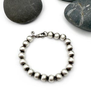 Bracciale da donna con perline rotonde in argento sterling