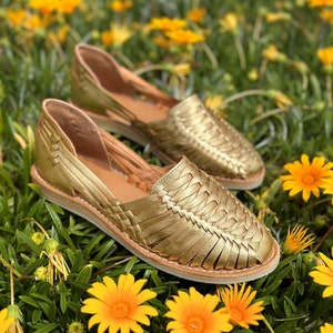 Gold huraches hotsell