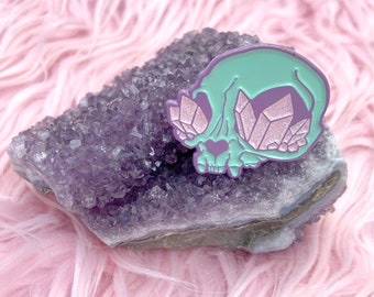 Crystal Cat Skull Mint Variant Enamel Pin