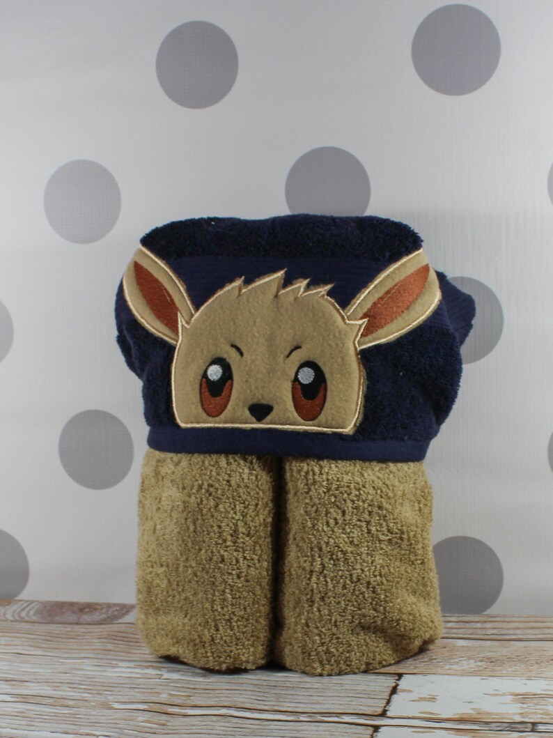 Eevee Towel for Bath Beach or Swimming Pool Kid-Size Eevee Towel Kid/'s Eevee Hooded Towel Great Christmas Gift Idea!