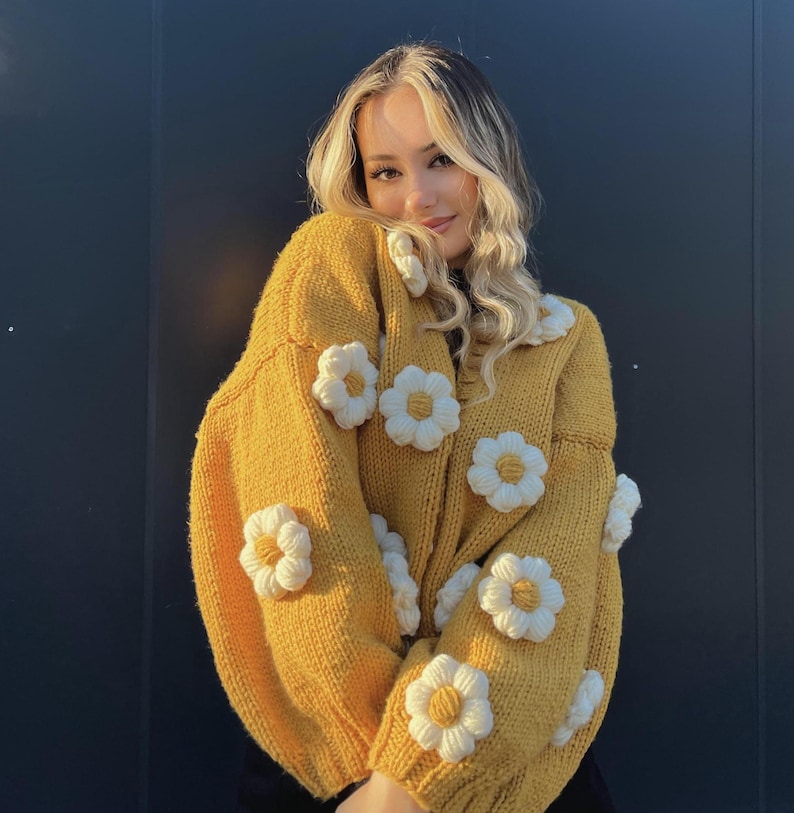 TEA-WT-362 YELLOW KNIT SIDE FLOWER CARDIGAN main image 1