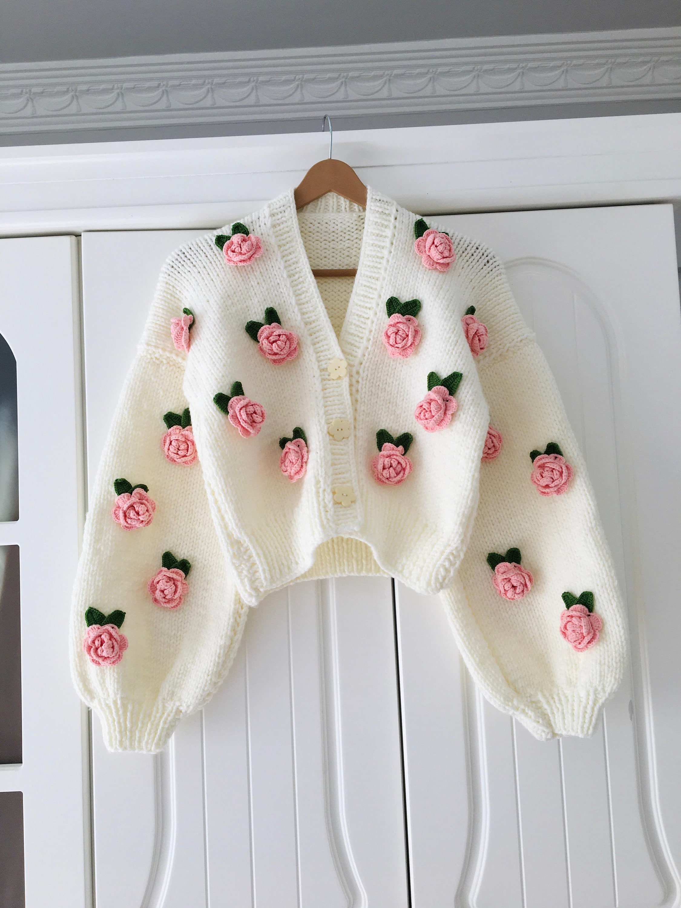 【danbo♡】Rose flower motif cardigan Jacquard Oversized Cardigan With Roses | Blugirl