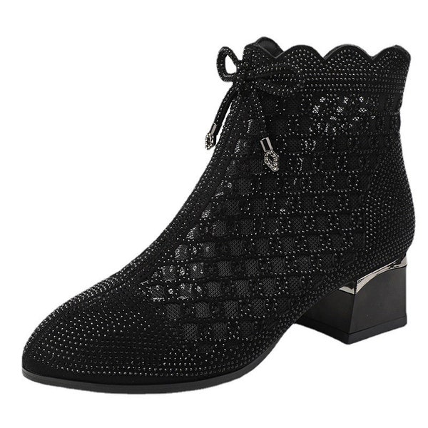 Magasinez les Bottines d'été élégantes pour femmes | Convient pour l'été, le printemps et l'automne | Couleur noire | Strass | Bottes tendance | ShoeMeRoyalty