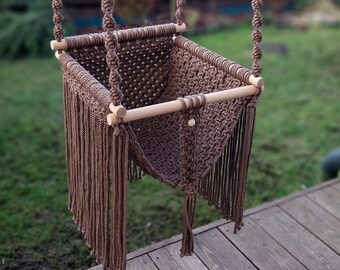 Balançoire marron, balançoire pour porche, balançoire en macramé, balançoire d'extérieur, balançoire d'intérieur, balançoire pour bébé, balançoire pour porche pour enfants