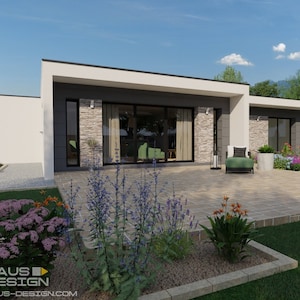 Encantadora casa de una sola planta de 100m2, 3 habitaciones, azotea plana, ideal familias, moderna y luminosa.
