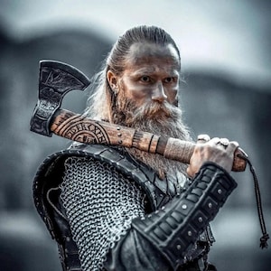 Custom Gift Hand Forged Carbon Steel VIKING AXE, Ragnar Axe, Wedding Gift,Axes, Best Birthday, Anniversary, Christmas Gift For Him, Larp axe