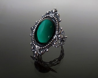 Victorian gothic ring - Emerald green ornate filigree silver steampunk - adjustable ring SINISTRA