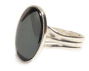 Victorian Gothic ring Hematite Grey Gemstone ring Semi Precious Oval Adjustable 18 x 13 mm Silver Plated