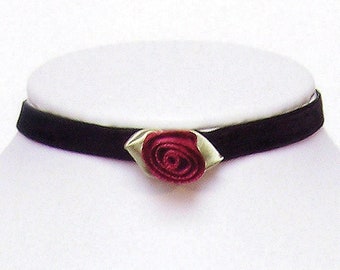 Victorian velvet choker necklace with Dark red rose bud Steampunk Gothic elegance - AMELIA