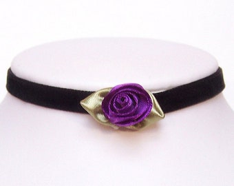 Victorian gothic velvet choker necklace with elegant purple bud Steampunk - AMELIA