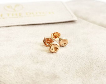 Minimalistische massive 18K Rosegold Kieselstein Ohrstecker. Ohrstecker aus 18K Gelbgold Steinchen. Klassische 18K Weißgold runde Kieselstein-Ohrstecker.