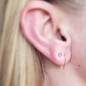 Minimalist 14K goldfill staple earrings, geometric earrings, line earrings, arc earrings. Minimalist staple stud earrings. image 2