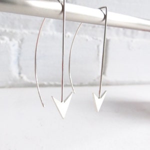 Sterling Silver Minimalist Bow and Arrow Earrings. Sterling Silver Arrow Earrings. Sterling drop earrings. Silver arrow earrings.