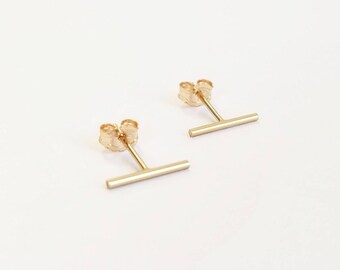 Minimalist 14K gold fill bar stud earrings. Petite gold bar studs. Round 14K gold fill bar studs. Gifts for her. Sister gift. Gal pal gifts.