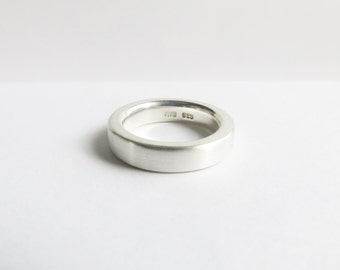 Heavy Sterling Silver Wedding Band Minimalist Band. Custom Wedding Band. Men's or Women's Wedding Ring. Wedding ring.