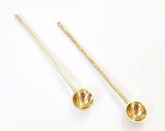 Handmade solid brass small salt cellar spice spoon. Hostess gift. Chef's gift. Food stylist gift.  Caviar spoon; cosmetics spoon.