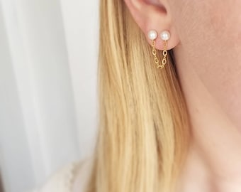 Delicados aretes de cadena con doble perla de agua dulce. Aretes con cadena y perlas de relleno de oro de 14 quilates. Pendientes de cadena de perlas.