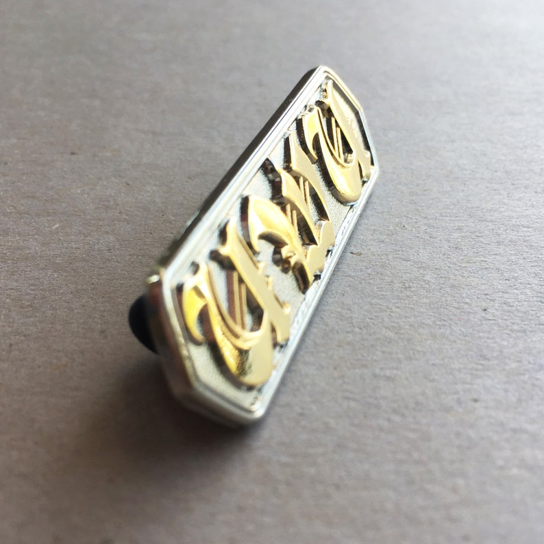 uwu Gold/Silver Metal Lapel Pin image 3