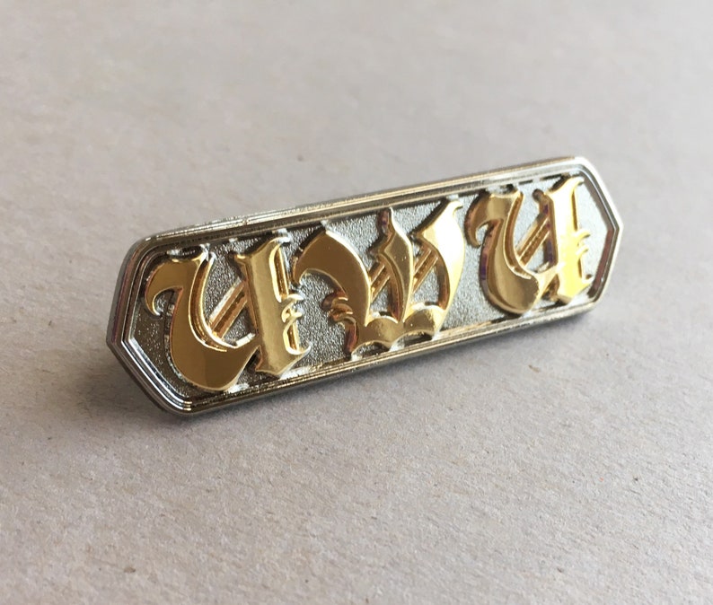 uwu Gold/Silver Metal Lapel Pin image 2