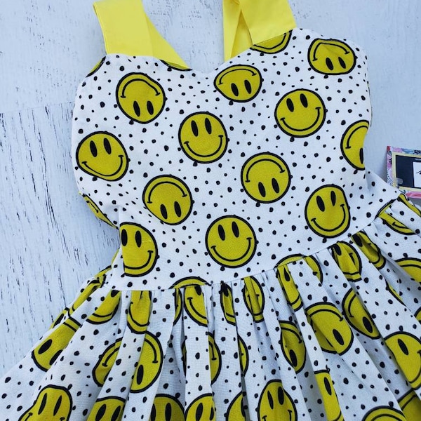 Sizes 6 and 10 Smiley face Girls Open Back Sun Dress, Sun Dress in happy faces, smile, yellow and black dress, back to school