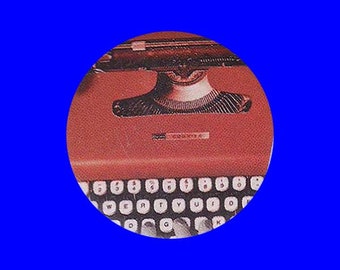 Red typewriter button