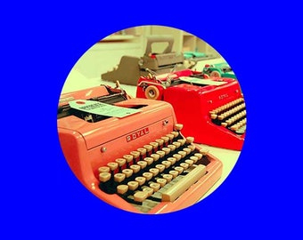 Colorful typewriters magnet