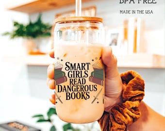 Glass Tumbler Bookish Gift Smart Girls Read Dangerous Books Dark Academia Glass Cup Summer Coffee Tumbler With Lid And Straw