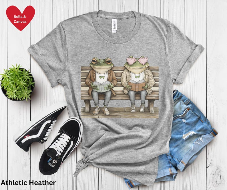 Frosch und Kröte Shirt, Buch-Liebhaber-Shirt, Frosch und Kröte T-Shirt, süßes Frosch T-Shirt, Bibliothekar Shirt, Lehrer Lese Shirt, Cottagecore T-Shirt, Frosch Tshirt Bild 5