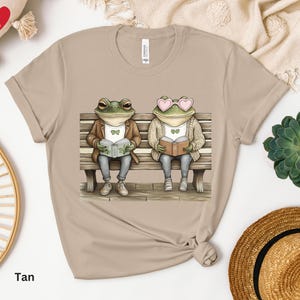 Frosch und Kröte Shirt, Buch-Liebhaber-Shirt, Frosch und Kröte T-Shirt, süßes Frosch T-Shirt, Bibliothekar Shirt, Lehrer Lese Shirt, Cottagecore T-Shirt, Frosch Tshirt Bild 7