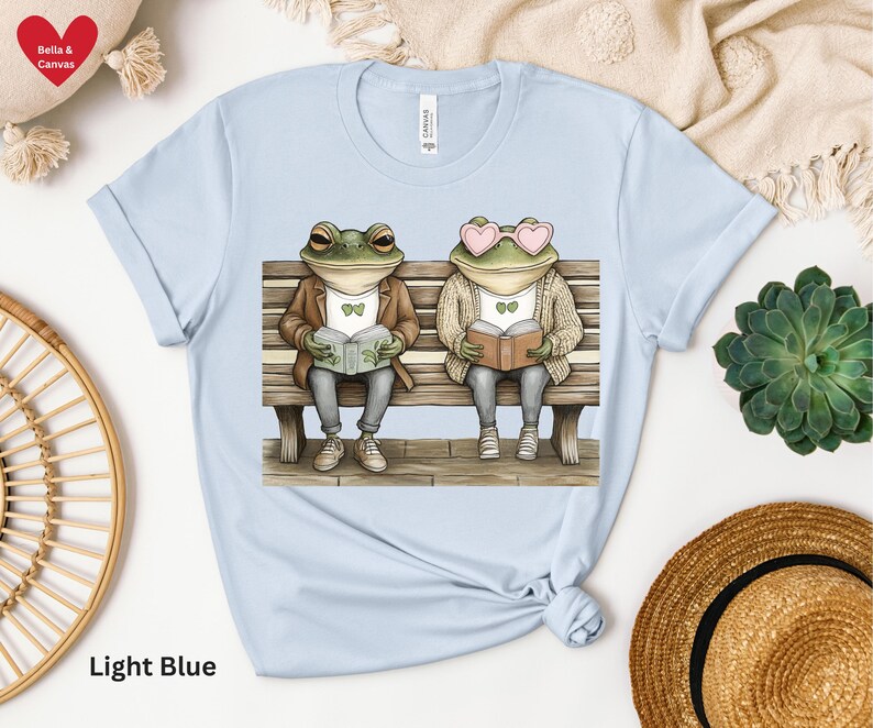 Frosch und Kröte Shirt, Buch-Liebhaber-Shirt, Frosch und Kröte T-Shirt, süßes Frosch T-Shirt, Bibliothekar Shirt, Lehrer Lese Shirt, Cottagecore T-Shirt, Frosch Tshirt Bild 6