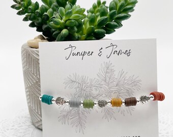 Earthy Fall Leaf Bracelet with Colorful Heishi Discs and Silver Accents - Autumn Stretch Bracelet