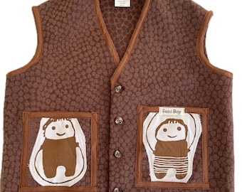 SamiBop Brown Vest with Skipping Boy Pockets - Size 3