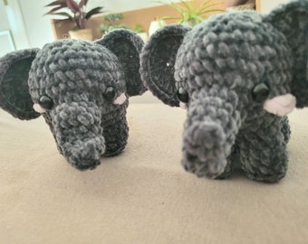 Elefante di peluche