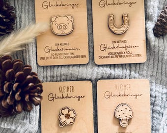 Petit porte-bonheur en bois – Cochon porte-bonheur, fer à cheval, trèfle, champignon porte-bonheur | Idée cadeau pour examens, Nouvel An, souvenir, carte en bois