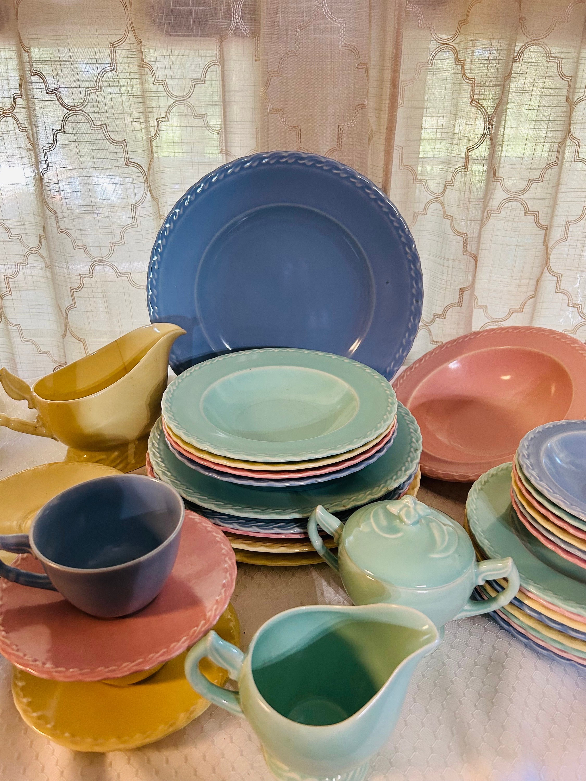 Vintage Native California Vernon Kilns Dinnerware Set - Etsy Vintage Native California Vernon Kilns Dinnerware Set - Etsy