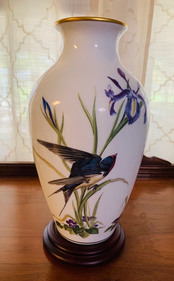 フランクリン ポーセリン The Meadowland Bird Vase Franklin Porcelain the Meadowland Bird Vase by Basil Ede