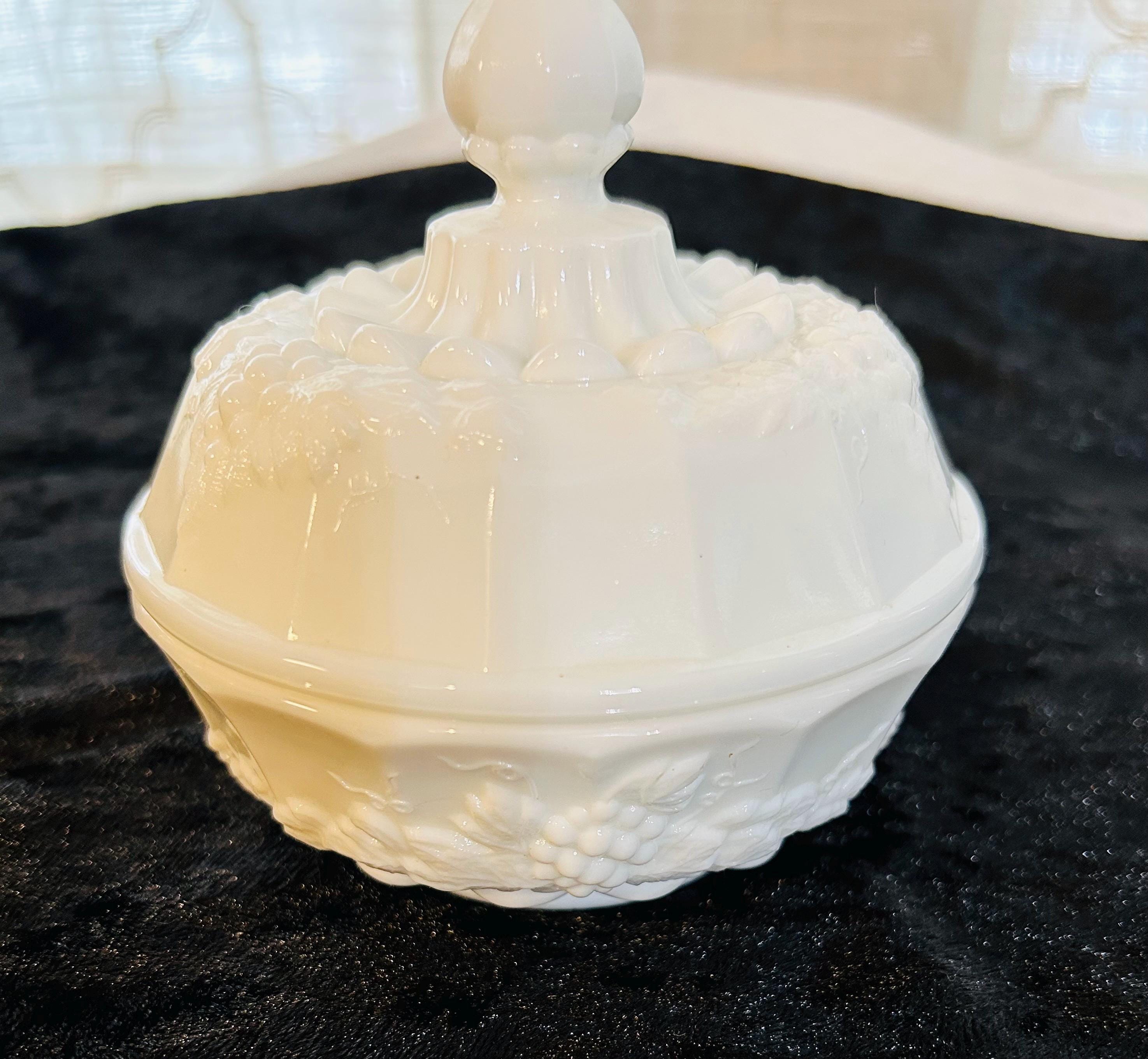 ガラス細工　キャンディディッシュボウル　WESTMORELAND GLASS 史上最も激安】 ガラス細工 キャンディディッシュボウル GLASS