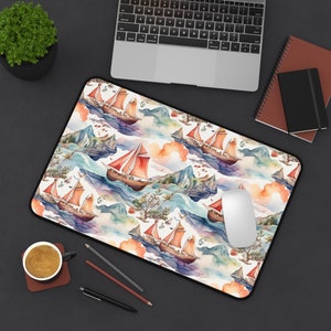 Tapis de bureau aquarelle voilier, tapis de souris scène de mer, décoration de bureau nautique, accessoire de bureau de plage, tapis de navigation océan, cadeau tapis de bureau aventure