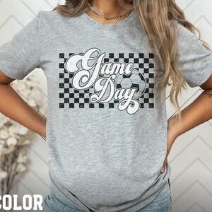 Fußball Mama Shirt, Spieltag T-Shirt, süße Fußball Saison Mama Shirt, Geschenk für Fußball-Liebhaber Mama Shirt, Muttertagsgeschenk, Fußball Mama, Geschenk für Mama