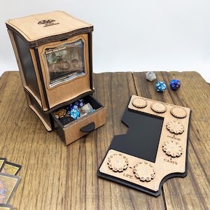 MTG Commander Set - Zona di comando e porta mazzo con finestra - Dashboard giocatore in legno con tracker e porta carte con cassetto token