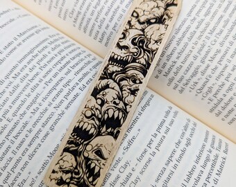 Wooden bookmark with chaos monsters swarm – Horror or dark fantasy gift for readers roleplayer – grimdark design lover