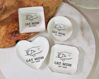 Cat Mom Ring Dish, Personalized Cat Lover Gift, Ceramic Jewelry Tray, Cute Cat Paw Keepsake, Gift for Cat Moms, Gold Trim Trinket Dish