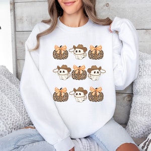 Retro Halloween Coquette Bow gruseliges Mama Sweatshirt, Kürbis Coquette Bow Pullover, Herbst Vibes Saison Western lustiger gruseliger Cowboy