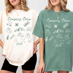Benutzerdefinierte Camping T-shirt, individuelles Lager Shirt, Bachelorette Camp Party, Bachelorette Thema, Naturliebhaber Geschenke Wandern Mädchen Reise Berg