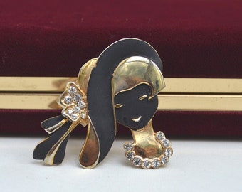 Vintage Brooch, Gold Brooch, Lady Brooch, Vintage Pin, Crystal Brooch, Enamel Brooch, 1960s Brooch