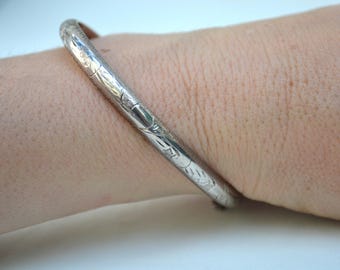 Sterling Silber Armband, Vintage Silber Armband, gravierte Mexiko Silber Armband, OVAL Armband, Hand getrieben Armband, 1960er Armreif